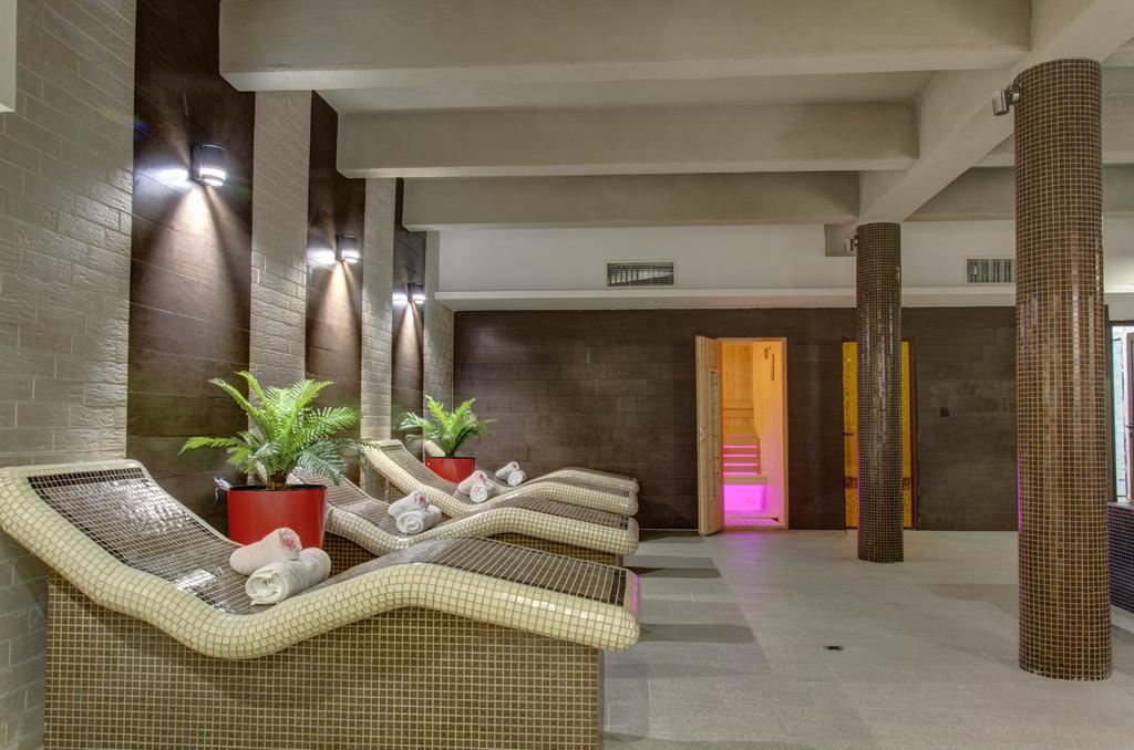 Hotel Monte Cristo Blagoevgrad Exteriör bild