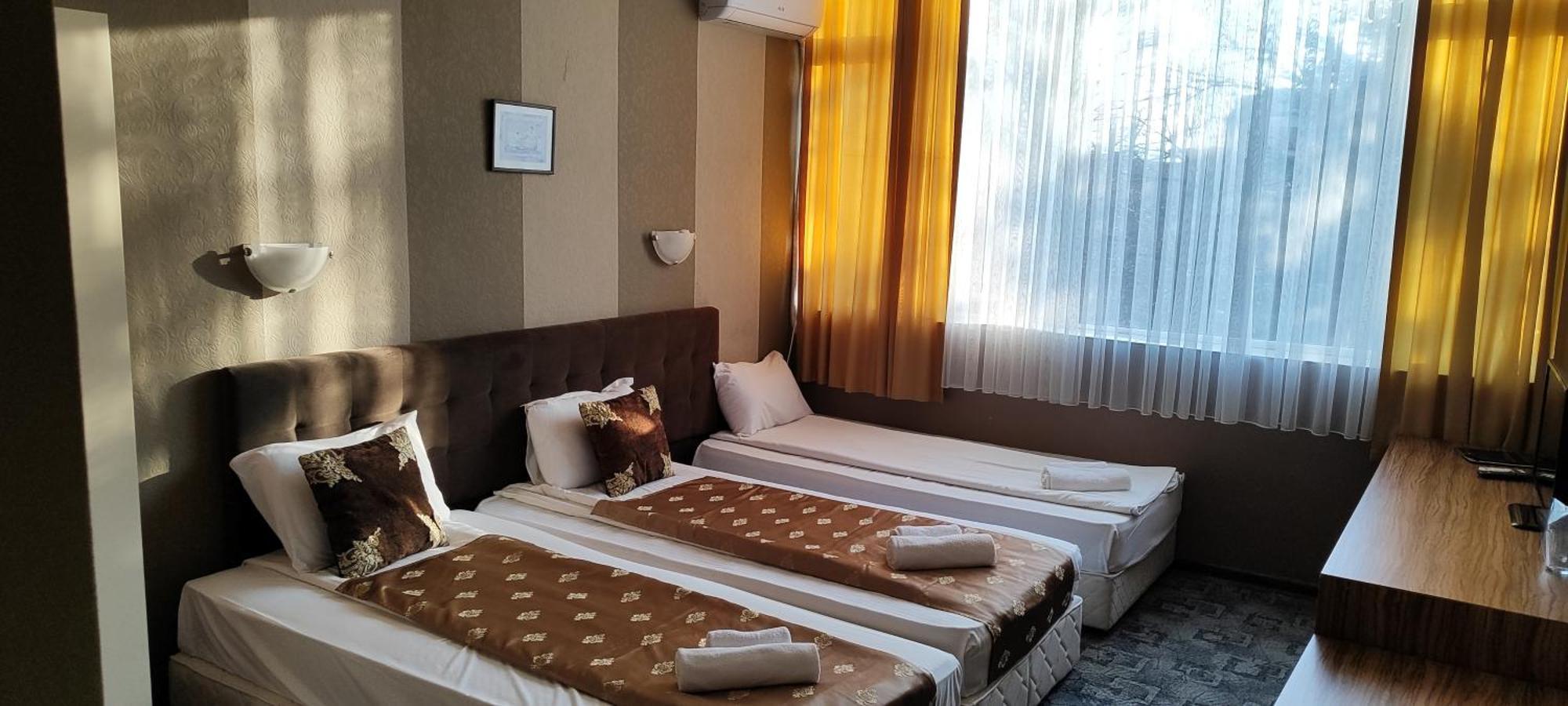 Hotel Monte Cristo Blagoevgrad Exteriör bild