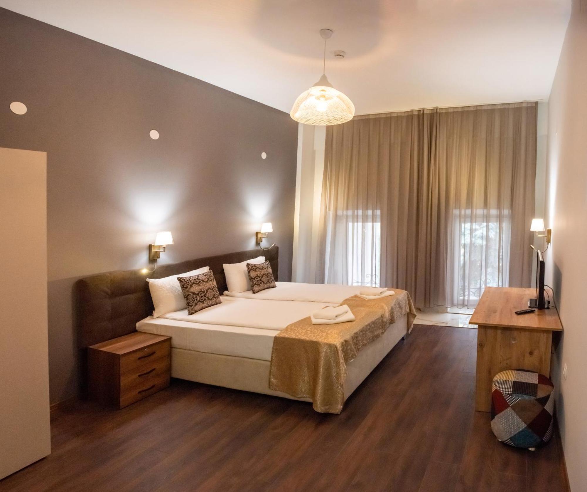 Hotel Monte Cristo Blagoevgrad Exteriör bild