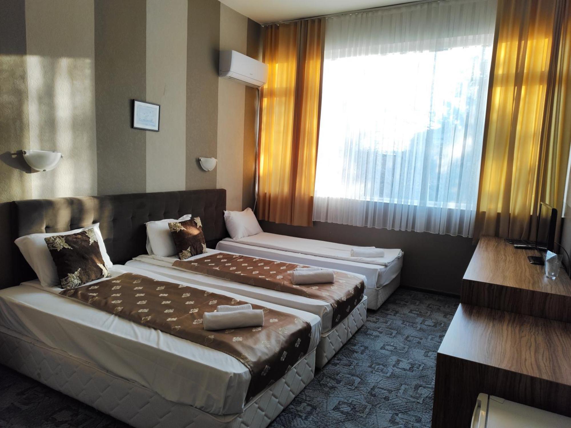Hotel Monte Cristo Blagoevgrad Rum bild